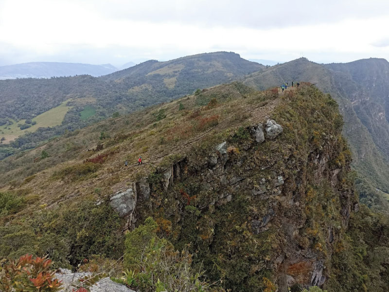1-img-Caminata-Cerro-Tres-Viejas